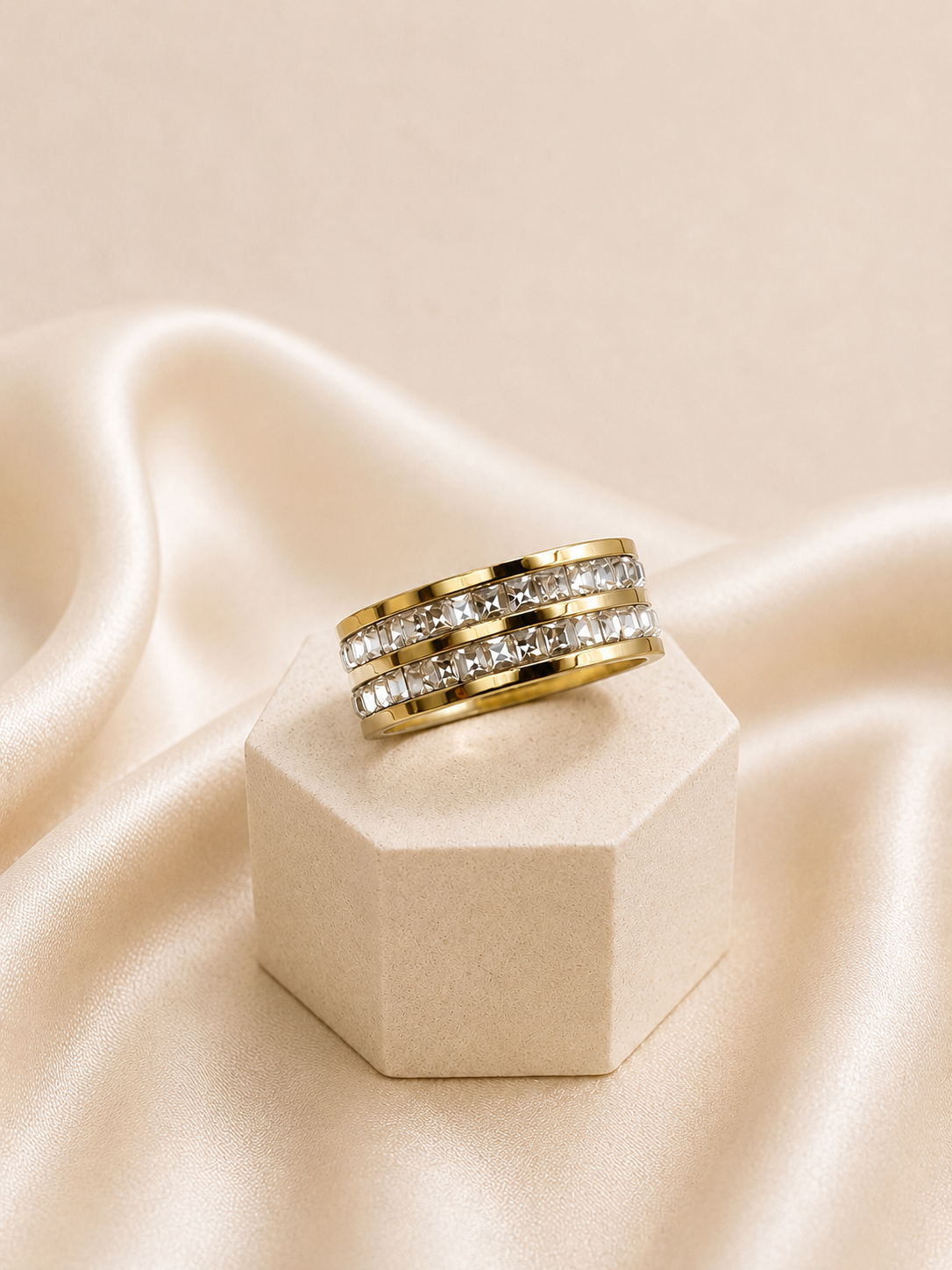 Zircon Ring 18k vergoldeter Edelstahl