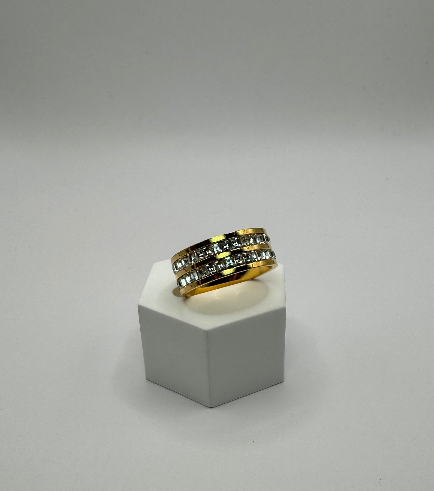 Zircon Ring 18k vergoldeter Edelstahl