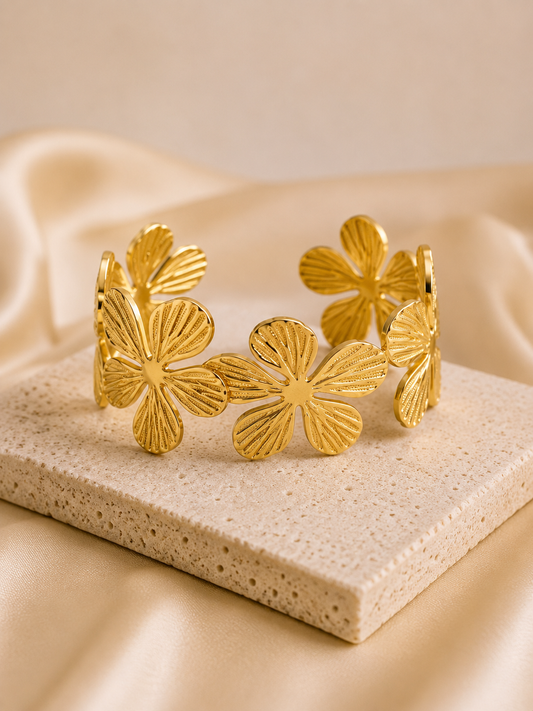 Vintage Flower Armreif 18k Vergoldetem Titanstahl