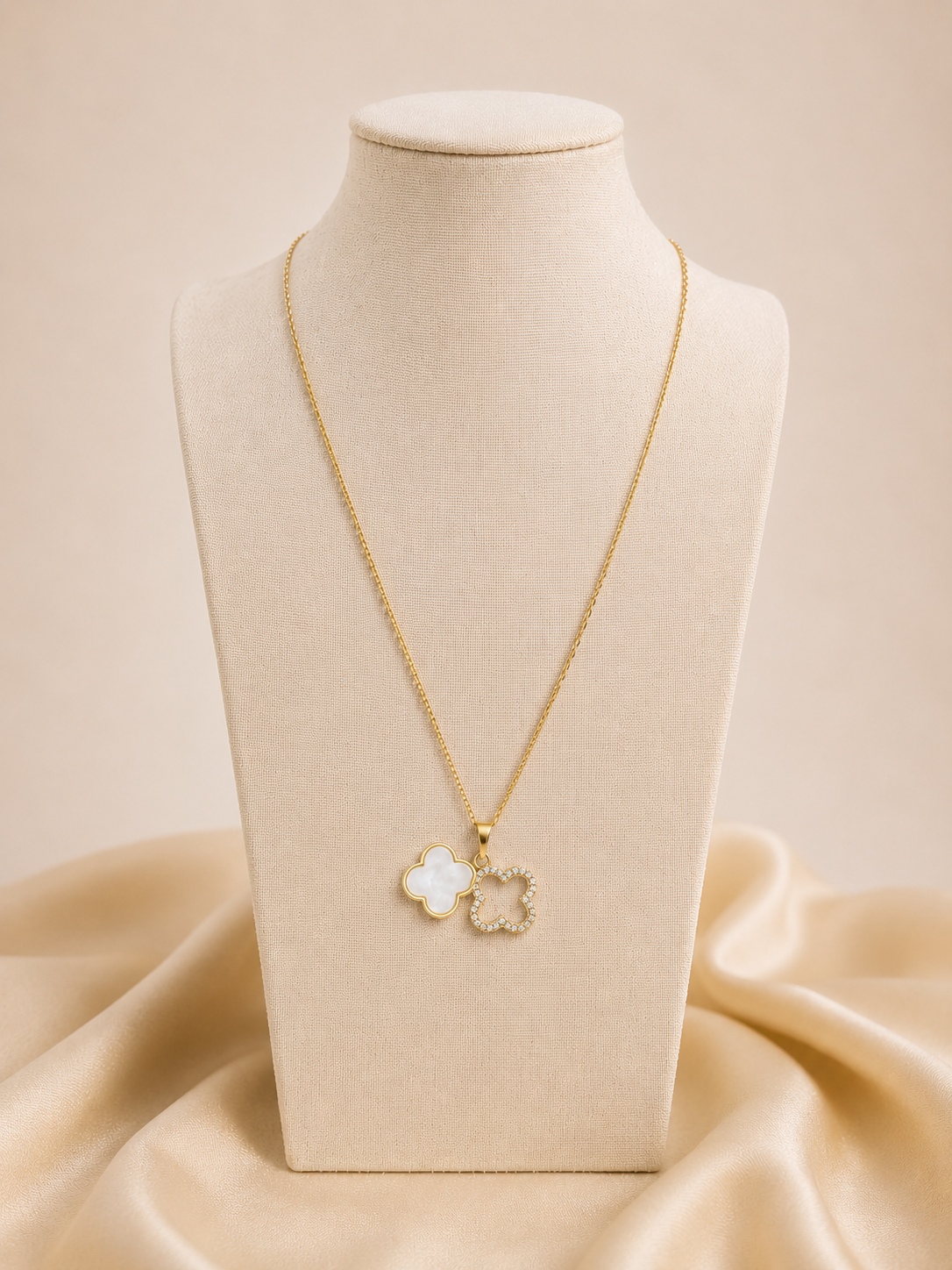 Clover Kette 18k vergoldeter Titanstahl